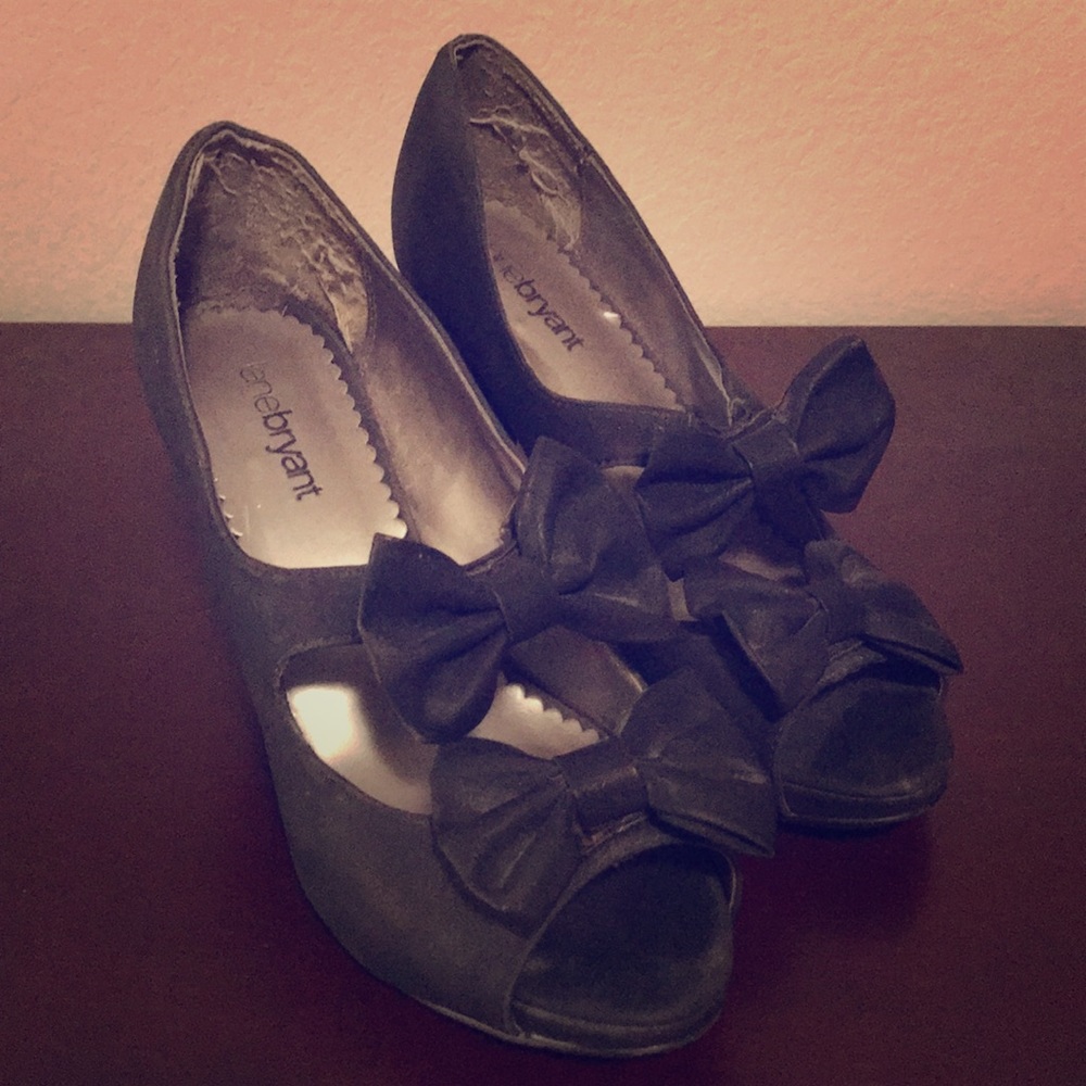 Black Bow Heels